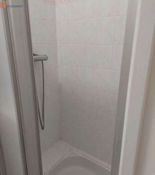 Studio meublé 22m² Reims 51100 - Meublé, fonctionnel - Photo 2