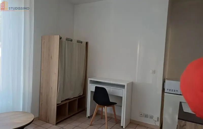 Studio meublé 20m² Reims 51100 - Meublé, DPE D - Photo 2