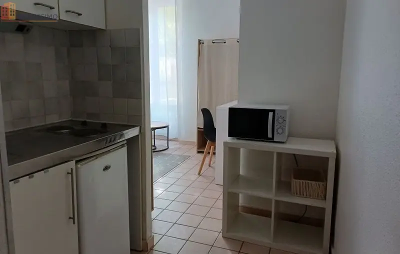 Studio meublé 20m² Reims 51100 - Meublé, DPE D - Photo 1