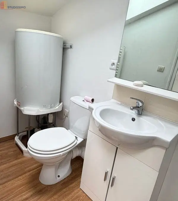 Studio meublé 10m² Châlons-en-Champagne - Centre, éligible CAF - Photo 1