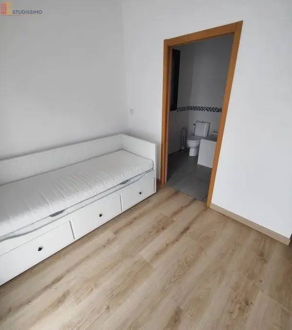 Studio meublé 25m² Reims 51100 - Proche fac, idéal étudiant - Photo 2