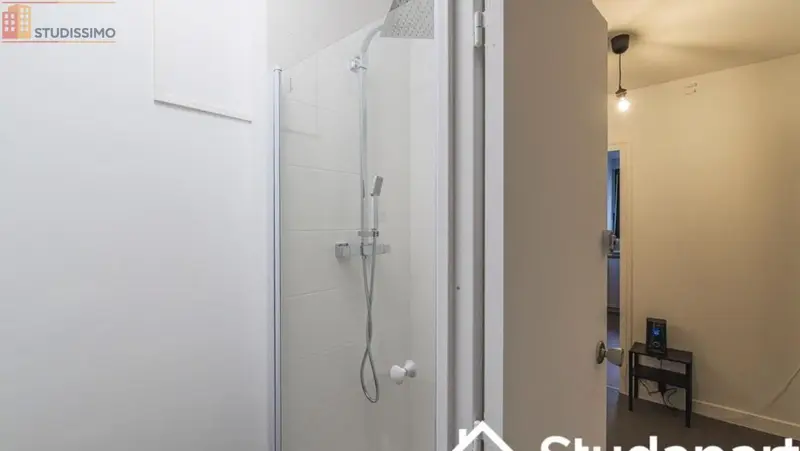 Studio meublé 13m² Reims 51100 - Meublé, 1 pièce - Photo 1