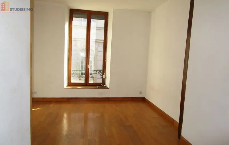 Studio 22m² Reims - Lumineux, au 1er étage - Photo 5