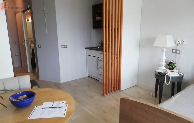 Studio 25m² Bezannes - Sénior (+60 ans) - Photo 2
