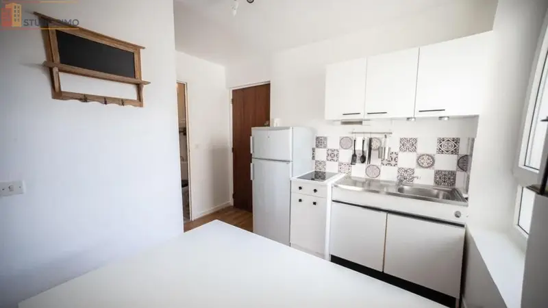 Studio meublé 27m² Reims - Proche gare, équipé - Photo 2