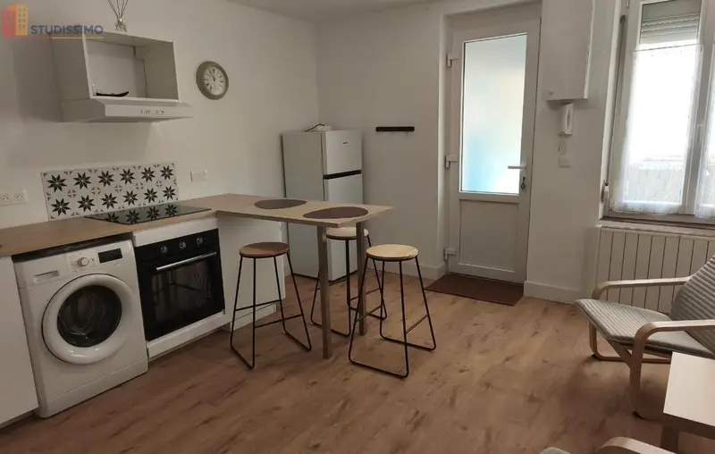 Studio meublé 24m² Reims 51100 - Meublé, lumineux - Photo 2