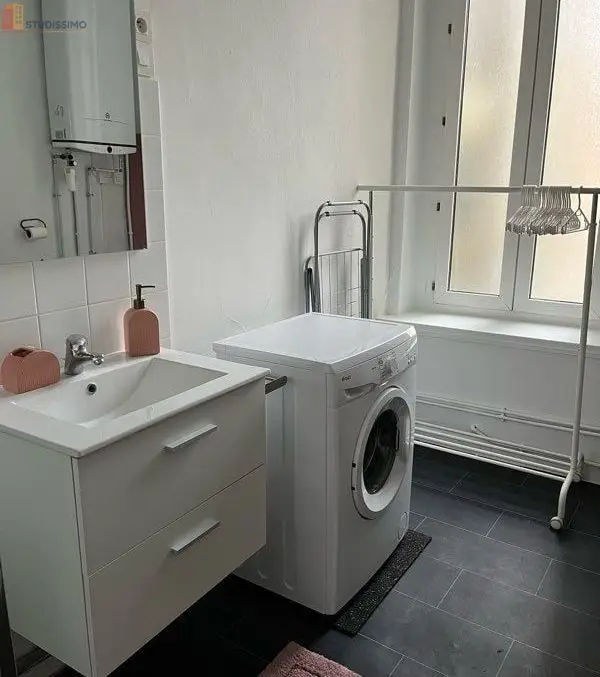 Studio 25m² Reims 51100 - Meublé, DPE C - Photo 1