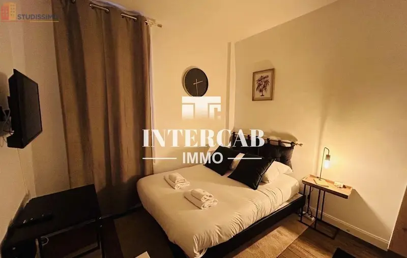Studio meublé 21m² Reims 51100 - Lumineux, 3e étage - Photo 5