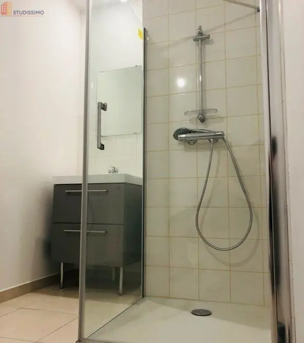 Studio meublé 19m² Reims centre - Meublé, hyper centre - Photo 1