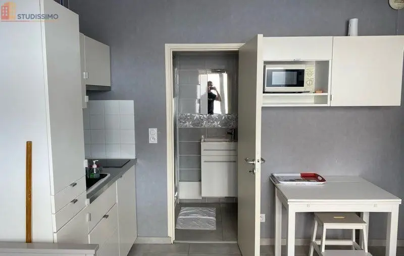 Studio 18m² Reims 51100 - Meublé, secteur avenue de Laon - Photo 1