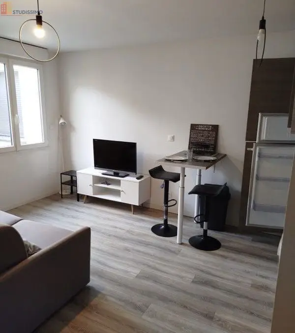 Studio 33m² Reims 51100 - Meublé, idéal étudiant - Photo 2