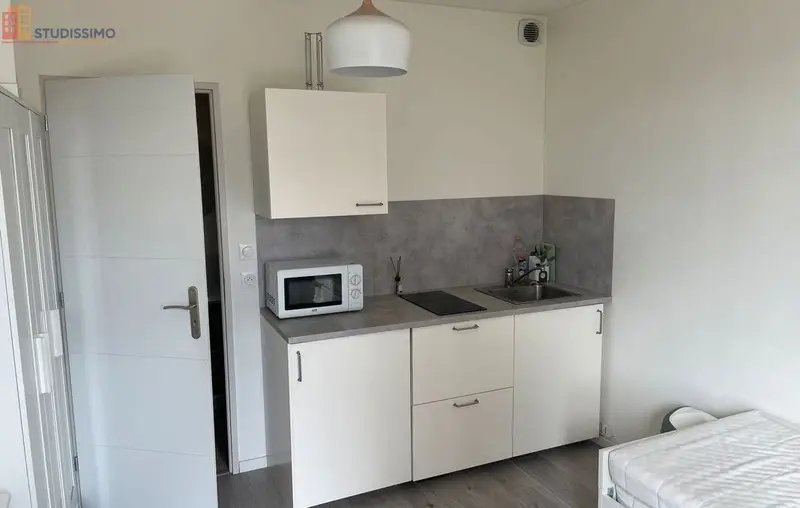 Studio 17m² Reims 51100 - Meublé, calme - Photo 5