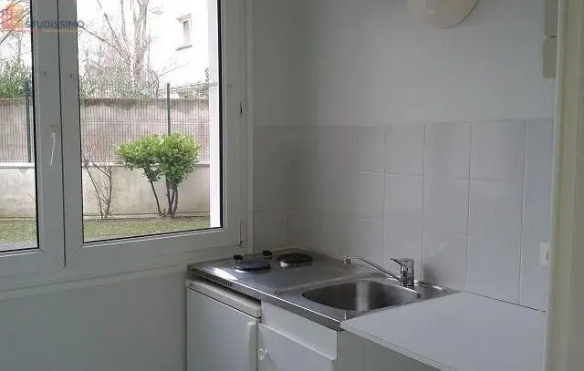 Studio meublé 31m² Reims centre - Confortable, très calme - Photo 2