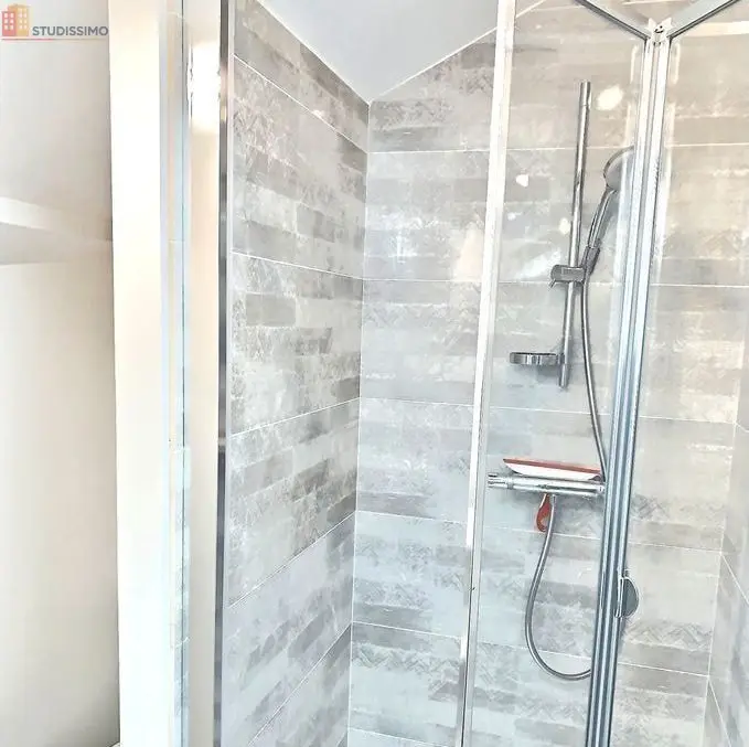 Studio 21m² Reims 51100 - Meublé, proche centre-ville - Photo 1
