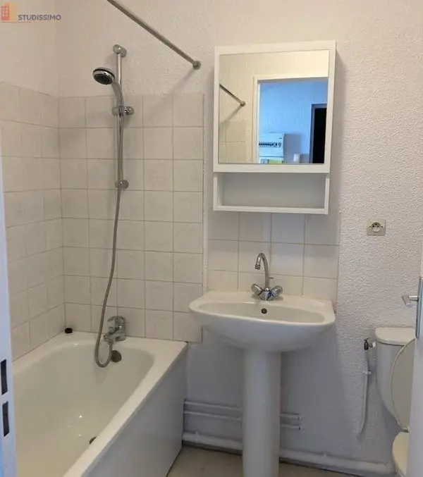Studio 33m² Reims centre-ville - Lumineux, proche commerces - Photo 2