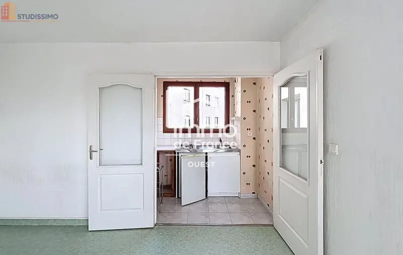 Studio 28m² Laval 53000 - Photo 2