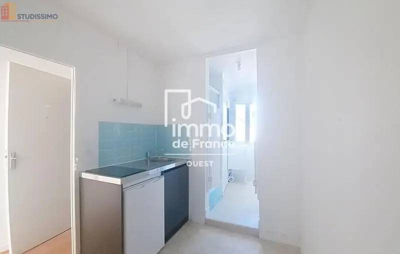 Studio 21m² Évron - Étage 2/3 - Photo 2