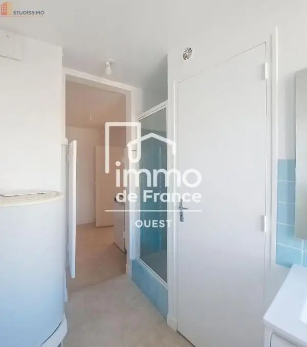 Studio 21m² Évron - Étage 2/3 - Photo 1