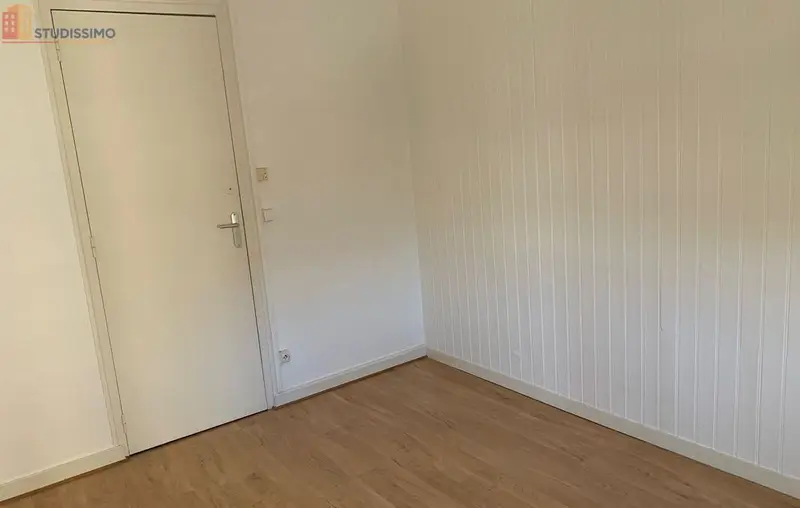 Studio 29m² Laval 53000 - Photo 2