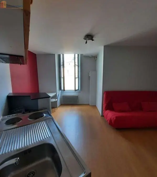 Studio meublé 16m² Laval 53000 - Meublé, DPE C - Photo 2