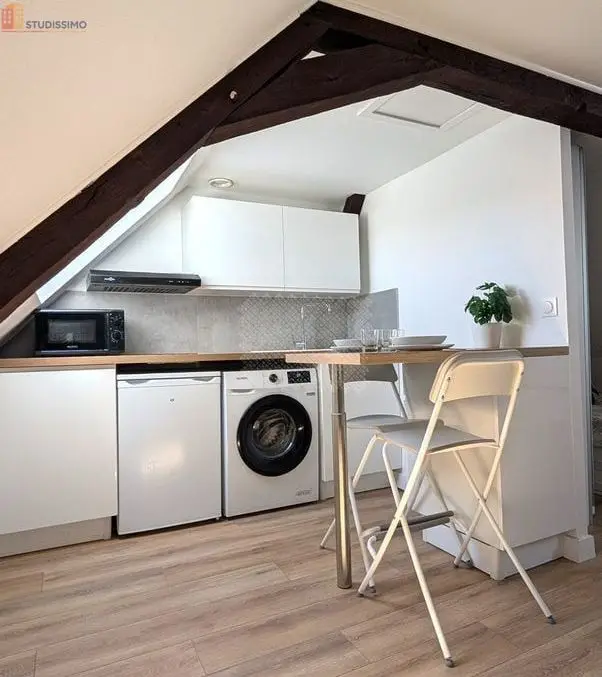 Studio meublé 16m² Laval 53000 - Meublé, dernier étage - Photo 6