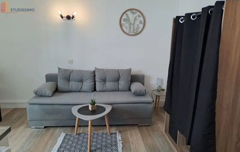 Studio meublé 25m² Laval 53000 - Meublé, charges comprises - Photo 2