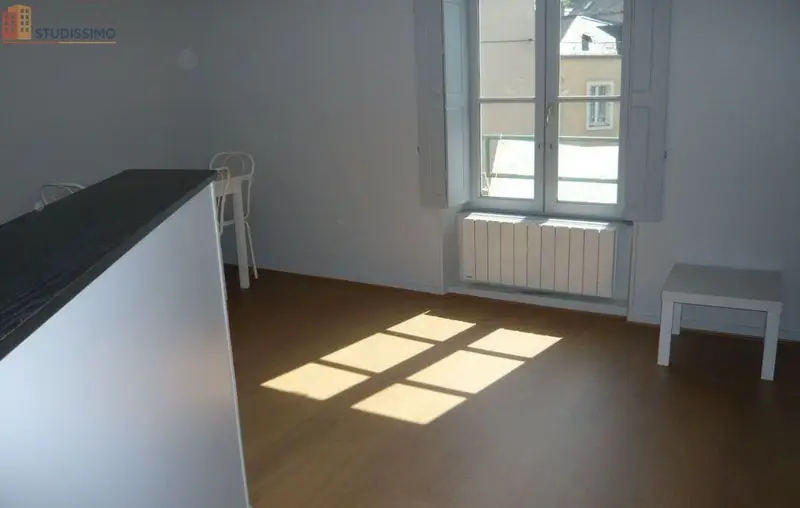Studio meublé 20m² Laval 53000 - Lumineux, étage 1 - Photo 3