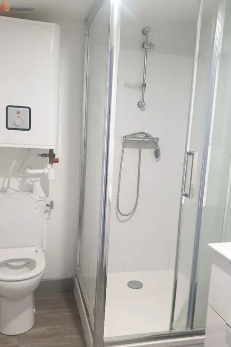 Studio 28m² Laval 53000 - Meublé, DPE D - Photo 1