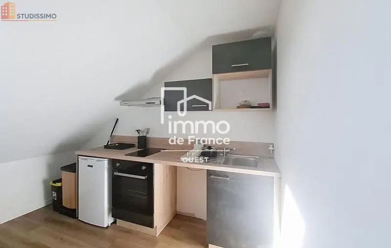 Studio meublé 37m² Évron - Lumineux, 3e étage - Photo 6