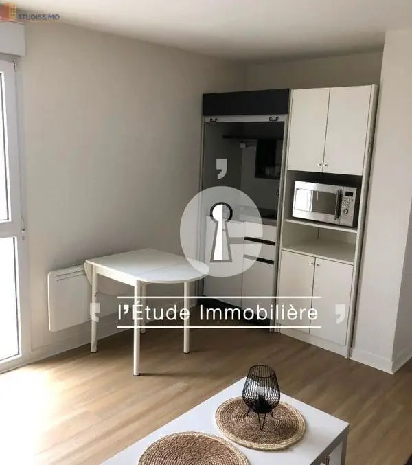 Studio 22m² Laval - Meublé, étage 2/3 - Photo 1
