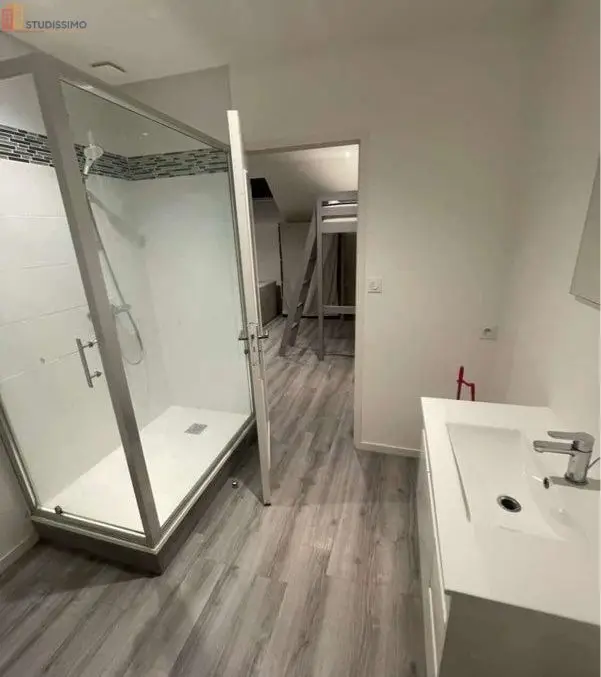 Studio meublé 38m² Évron - Meublé, DPE D - Photo 2