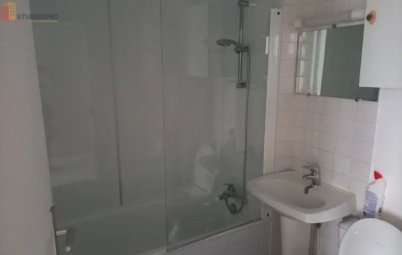 Studio 25m² Mayenne 53100 - Photo 4