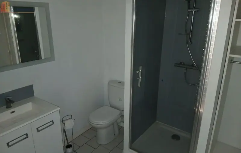 Studio meublé 27m² Laval centre - Calme, lumineux - Photo 1