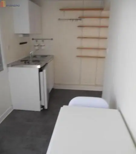 Studio 22m² Laval 53000 - Photo 3
