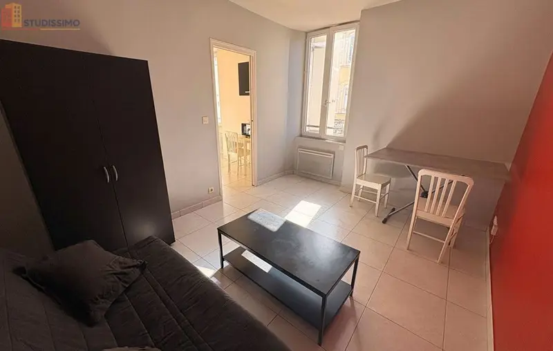Studio 18m² Laval 53000 - Photo 1