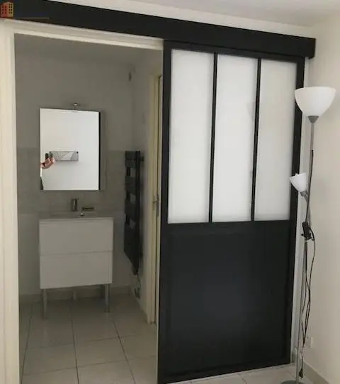 Studio 20m² Laval centre - Rénové, meublé - Photo 1