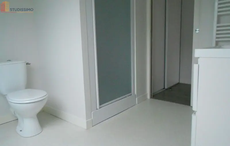 Studio 20m² Mayenne 53100 - Photo 1
