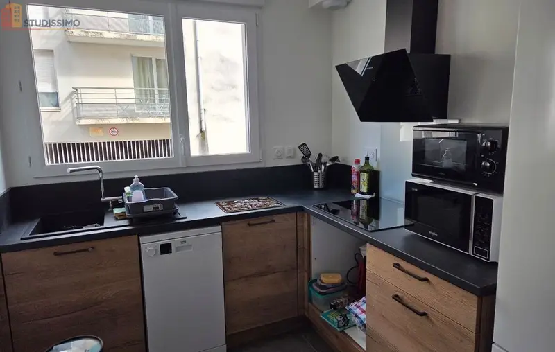 Studio meublé 35m² Laval 53000 - Proche gare, lumineux - Photo 2