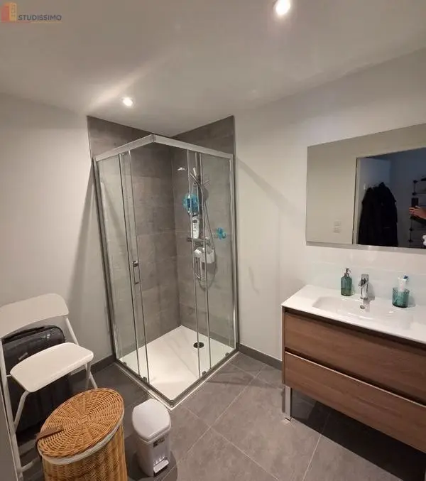 Studio meublé 35m² Laval 53000 - Proche gare, lumineux - Photo 1