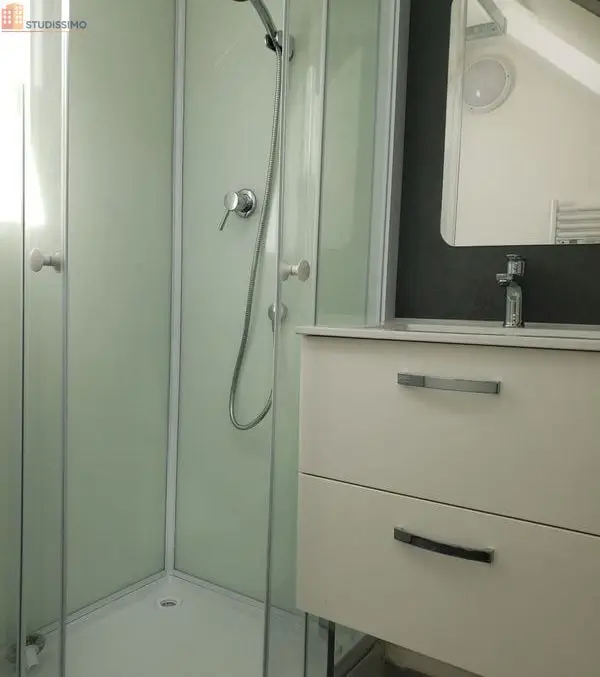 Studio 16m² Mayenne 53100 - Étage élevé, lumineux - Photo 1