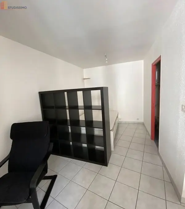 Studio meublé 23m² Laval 53000 - Meublé, DPE D - Photo 2
