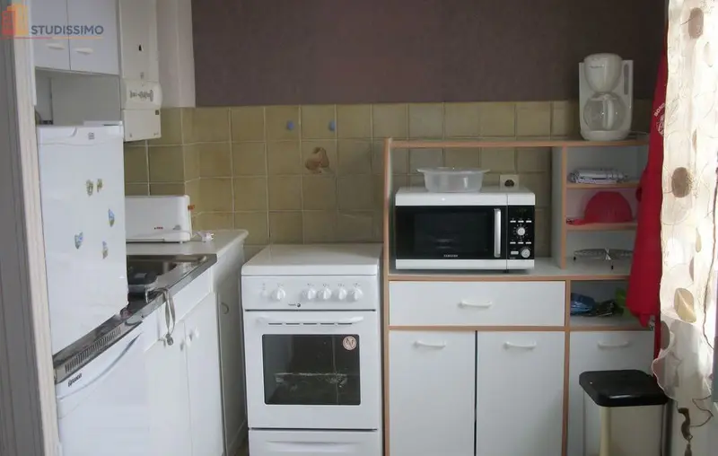 Studio meublé 31m² Laval 53000 - Meublé, lumineux - Photo 2