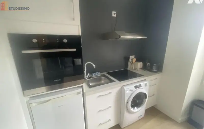 Studio meublé 25m² Laval 53000 - Meublé, DPE D - Photo 3