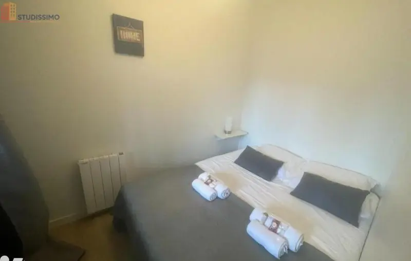 Studio meublé 25m² Laval 53000 - Meublé, DPE D - Photo 2