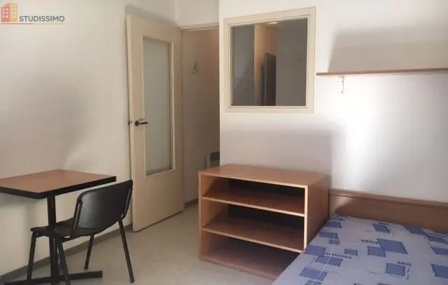 Studio meublé 18m² Nancy 54000 - Meublé, 2e étage - Photo 4