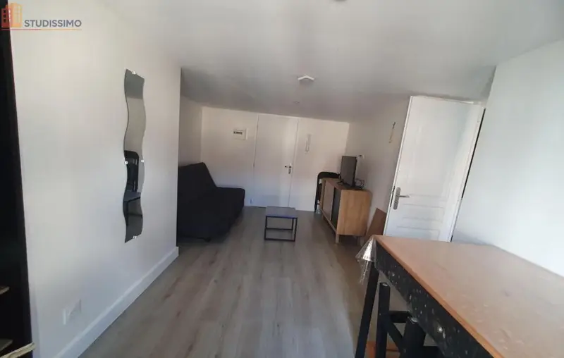 Studio meublé 19m² Nancy 54000 - Meublé, dernier étage - Photo 2