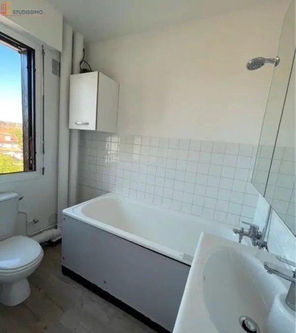 Studio meublé 21m² Nancy 54000 - Lumineux, balcon - Photo 1