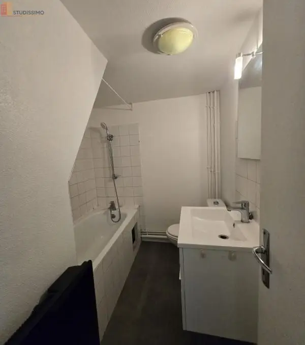 Studio 23m² Nancy 54000 - Duplex, lumineux - Photo 4