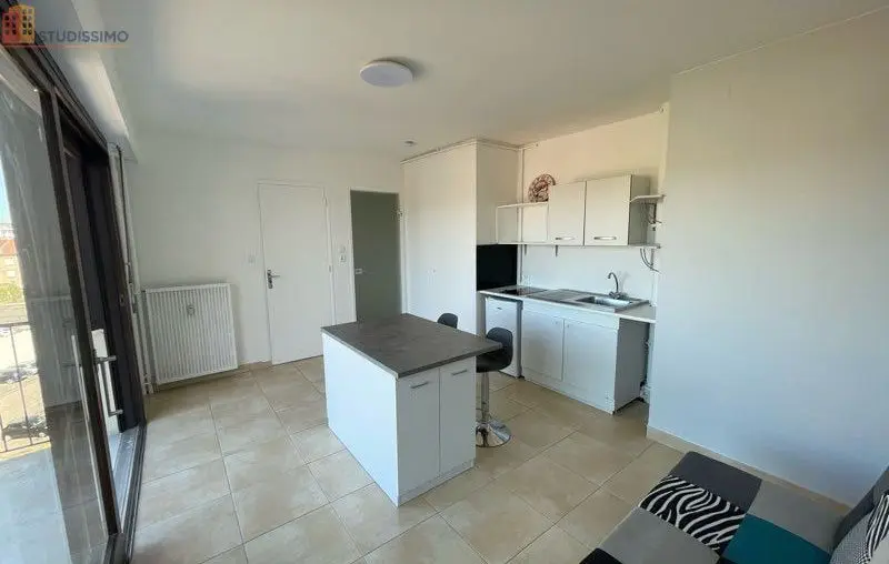 Studio 21m² Nancy 54000 - Meublé, balcon - Photo 2
