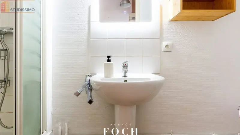 Studio 19m² Nancy 54000 - Meublé, 1er étage - Photo 4